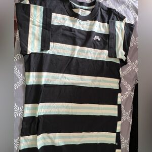 NWT men’s Nike T-shirt size XS